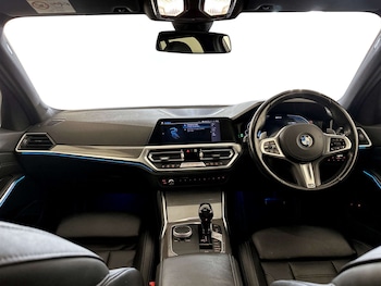 Used BMW 3 Series 2021 for sale - 77734932: Photo