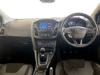 Used Ford Focus 2017 for sale - 77227829: Photo