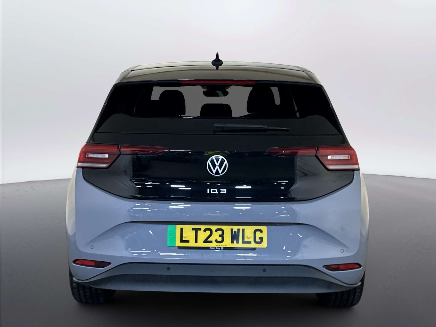 Used Volkswagen ID.3 2023 for sale - 78026389: Photo 9