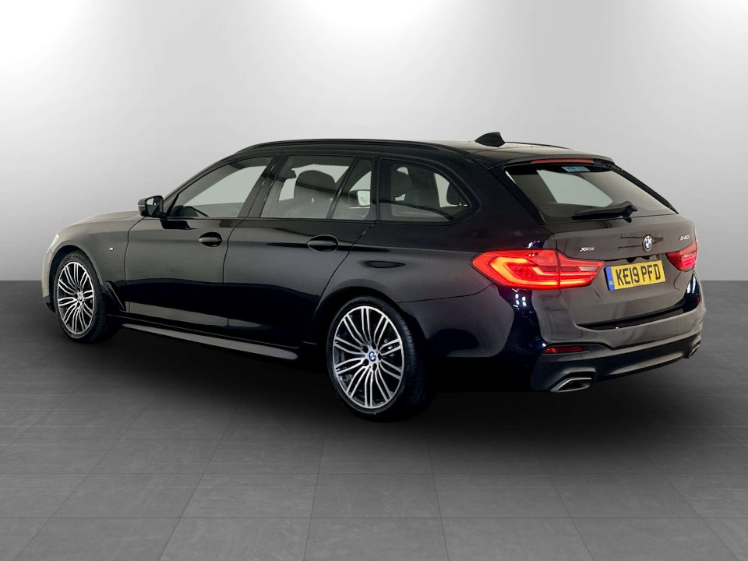 Used BMW 5 Series 2019 for sale - 77186027: Photo 8