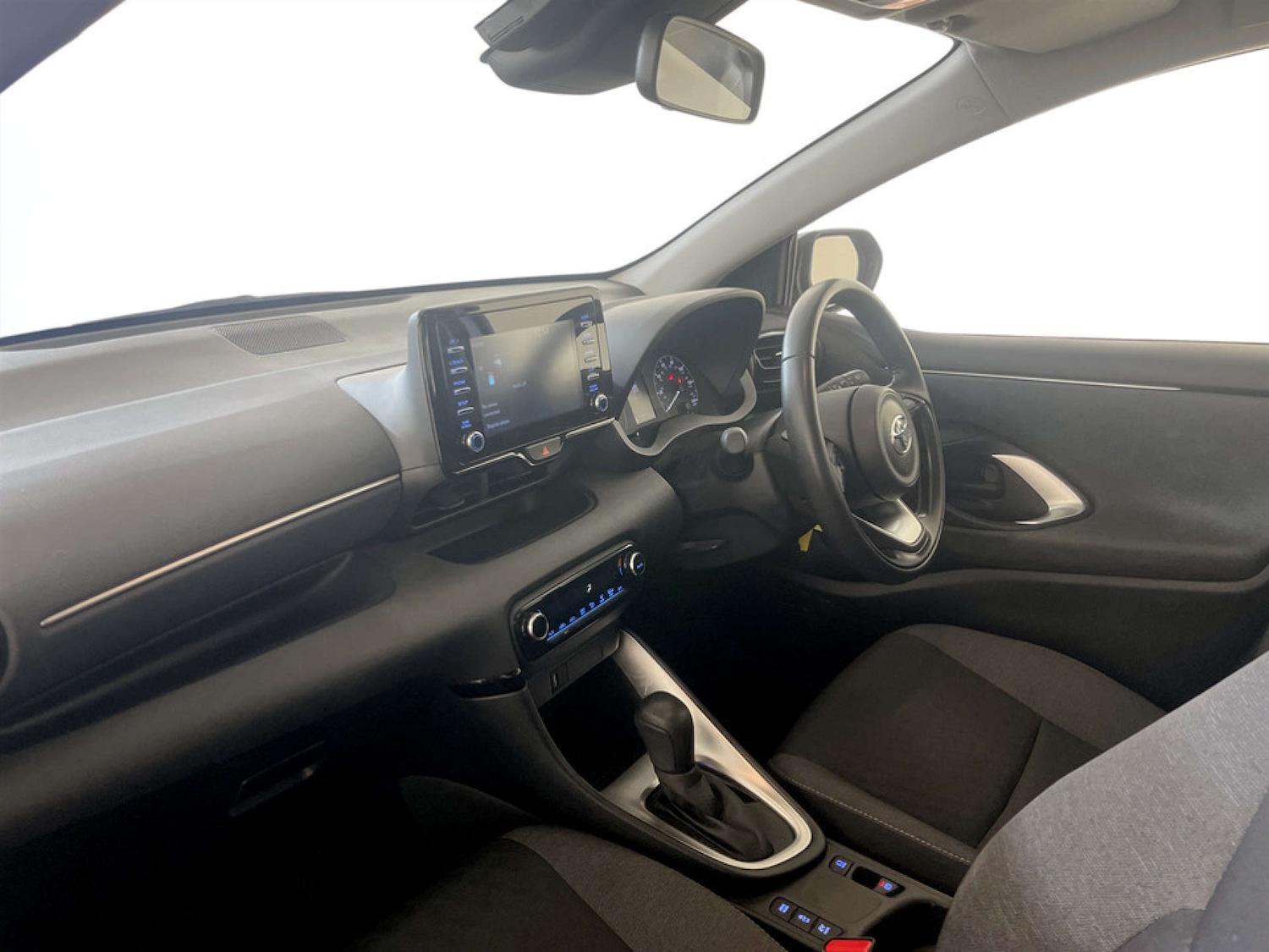 Used Toyota Yaris 2021 for sale - 77720551: Photo 12