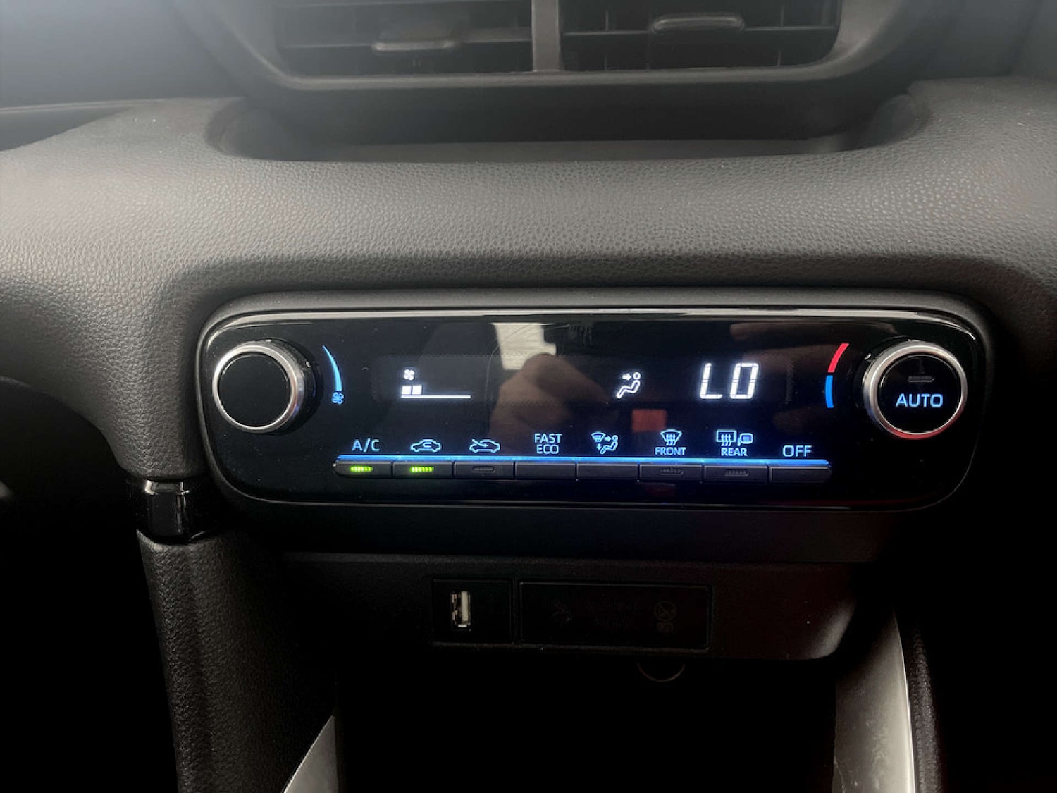 Used Toyota Yaris 2021 for sale - 77720551: Photo 23