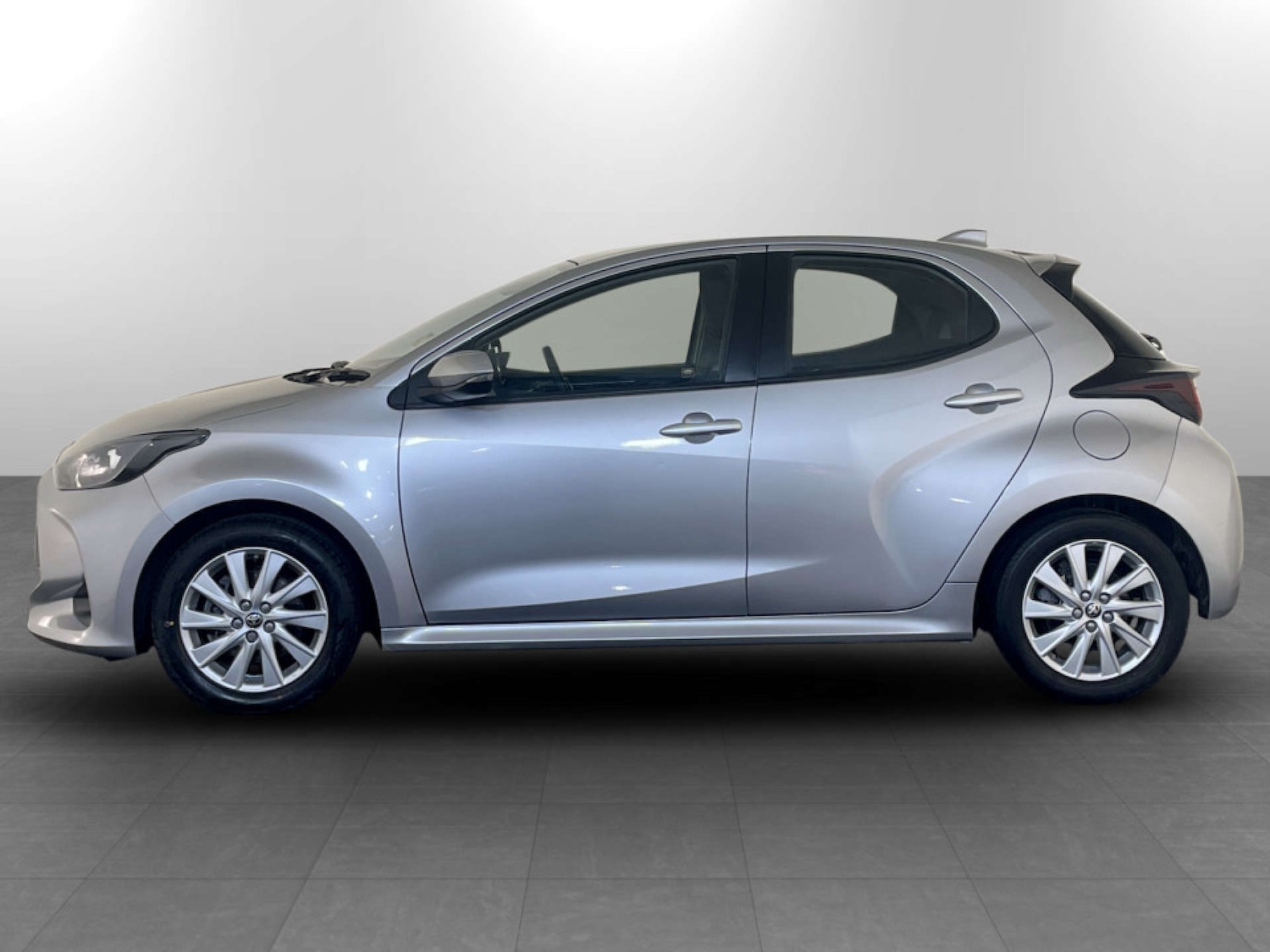 Used Toyota Yaris 2021 for sale - 77720551: Photo 7