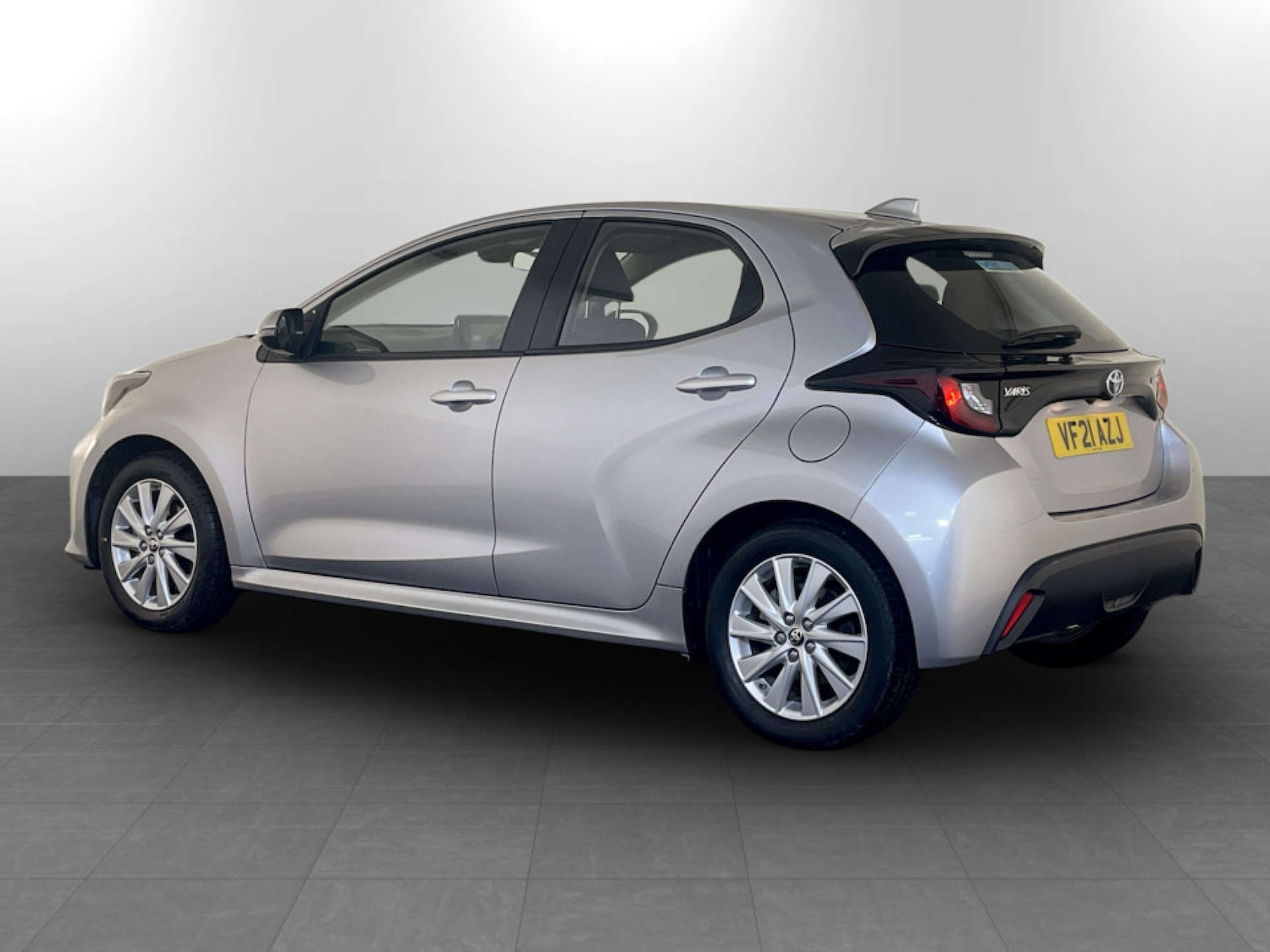 Used Toyota Yaris 2021 for sale - 77720551: Photo 8