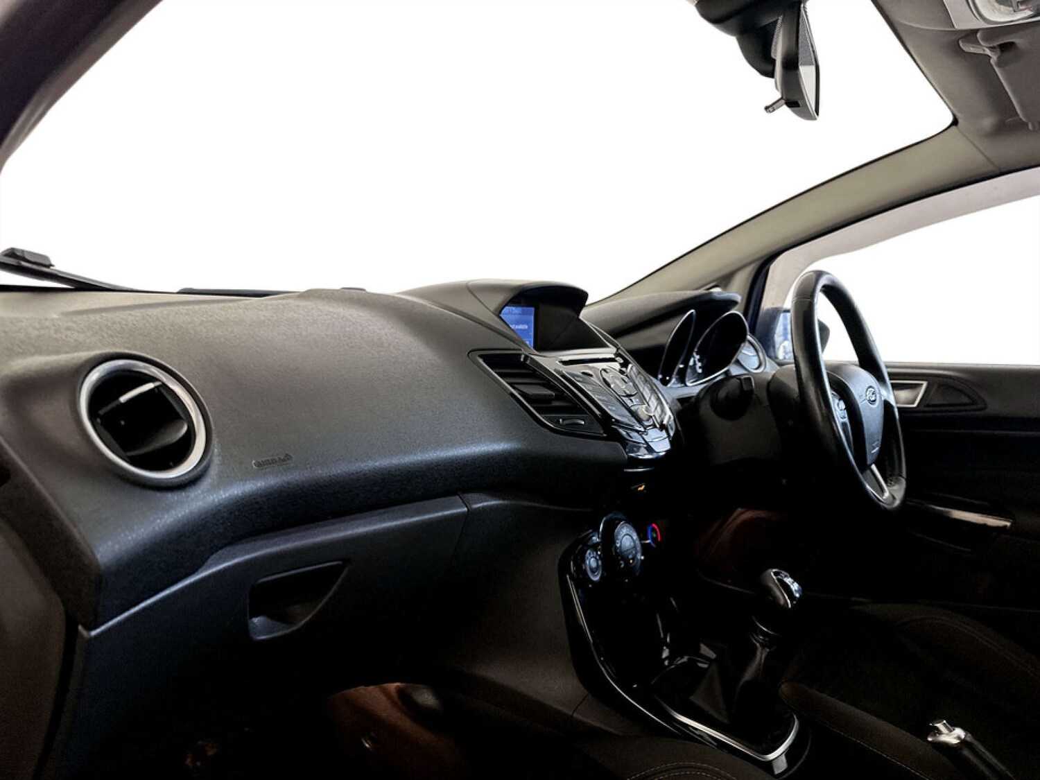 Used Ford Fiesta 2016 for sale - 77469985: Photo 12