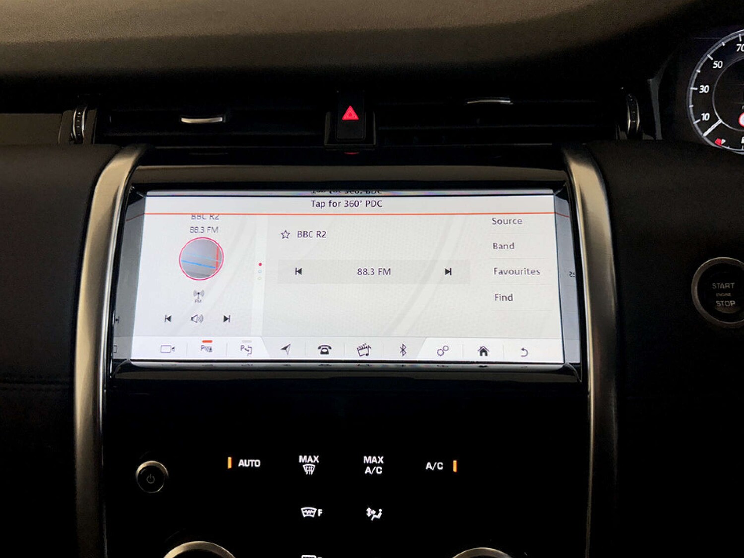 Used Land Rover Discovery Sport 2019 for sale - 77494124: Photo 23