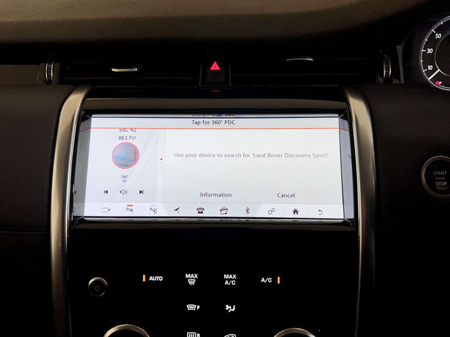 Used Land Rover Discovery Sport 2019 for sale - 77494124: Photo 24