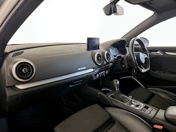 Used Audi A3 2018 for sale - 75714142: Photo 12