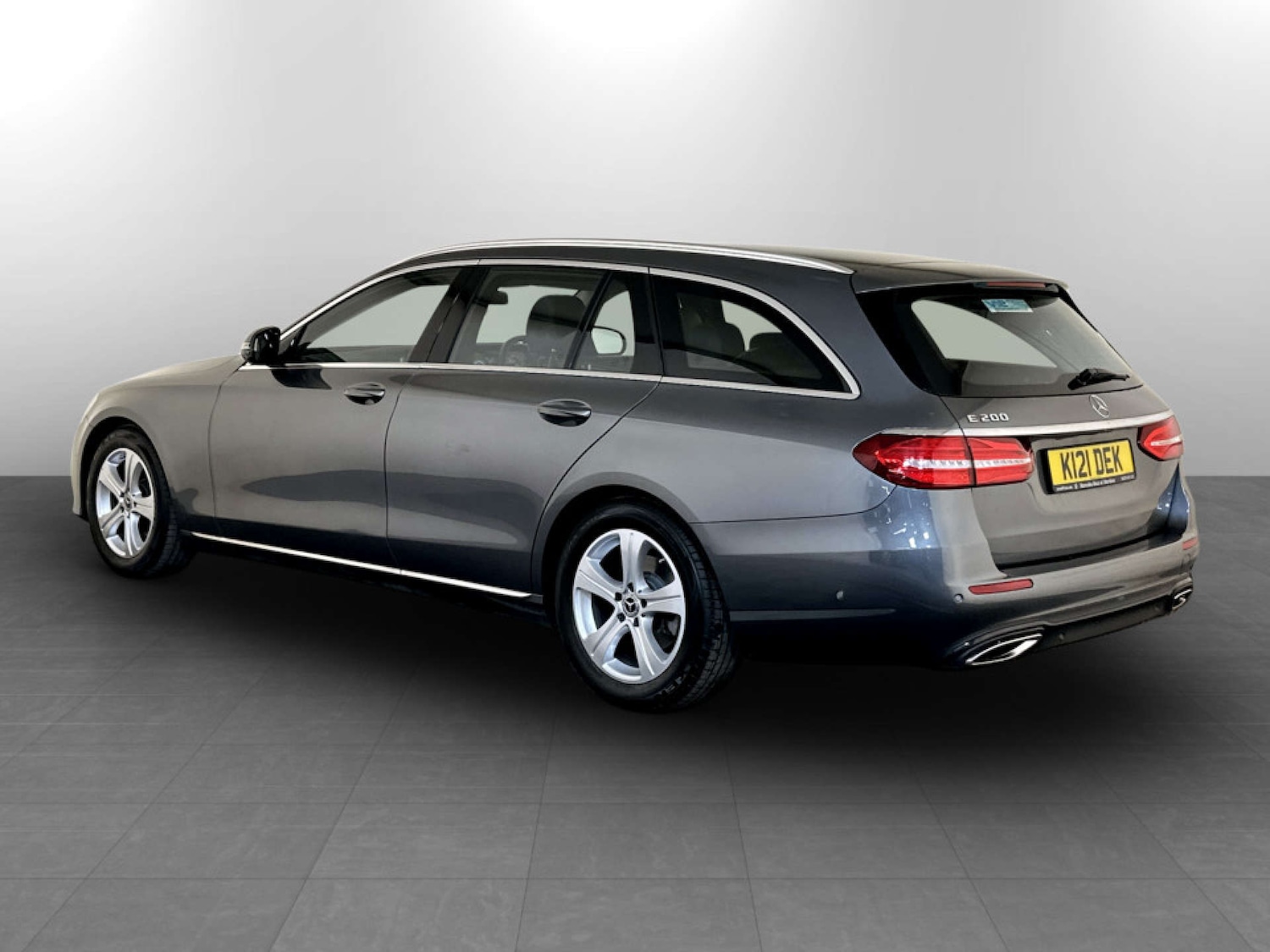 Used Mercedes-Benz E Class 2018 for sale - 77734956: Photo 8