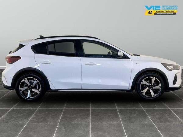 Used Ford Focus 2023 for sale - 75712775: Photo 11