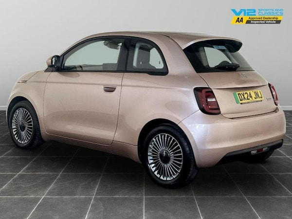 Used Fiat 500e 2024 for sale - 75712774: Photo 8