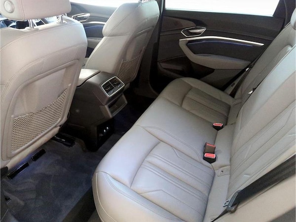 Used Audi e-tron 2021 for sale - 75712760: Photo 14