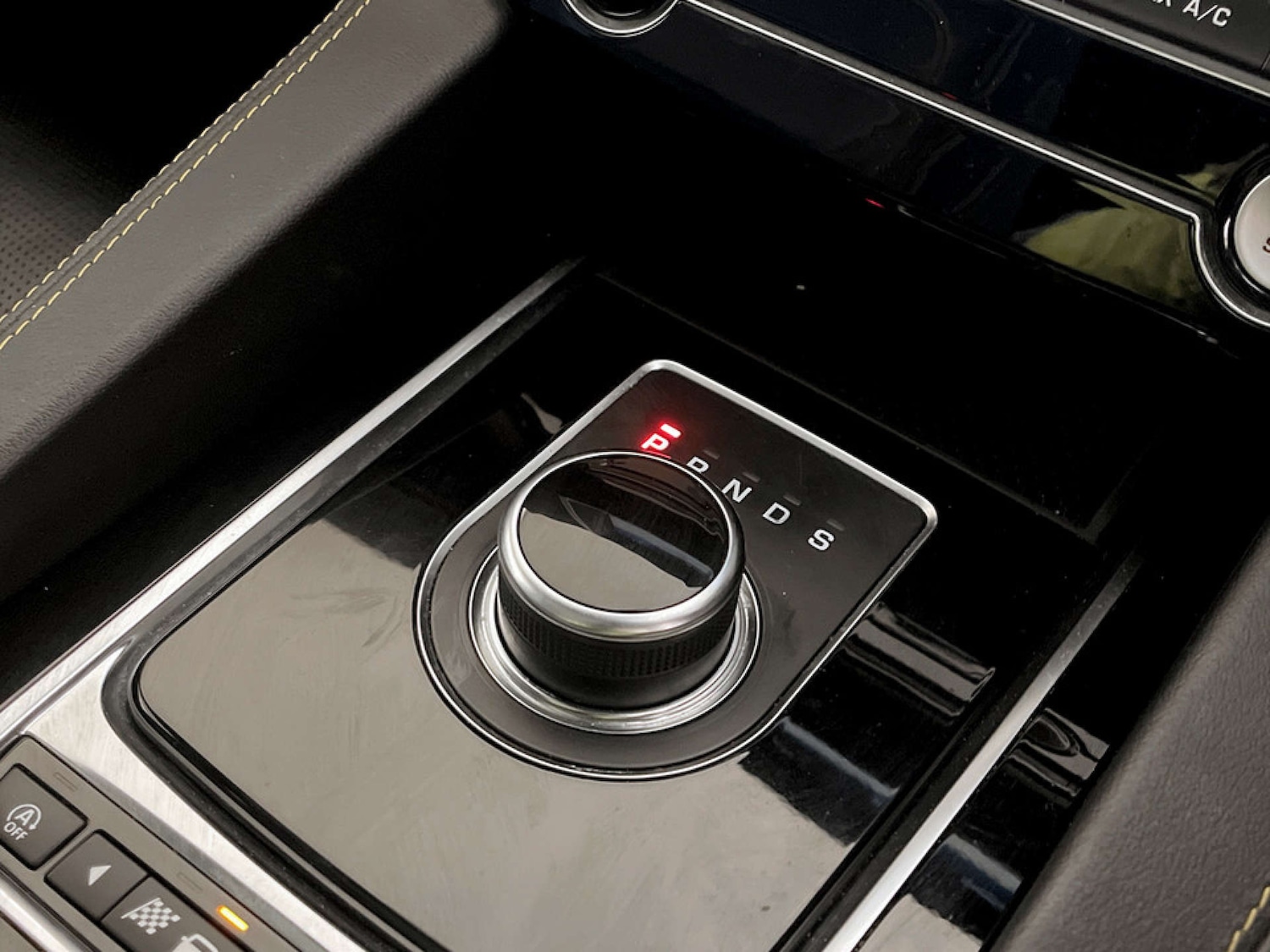 Used Jaguar F-Pace 2019 for sale - 77259137: Photo 26