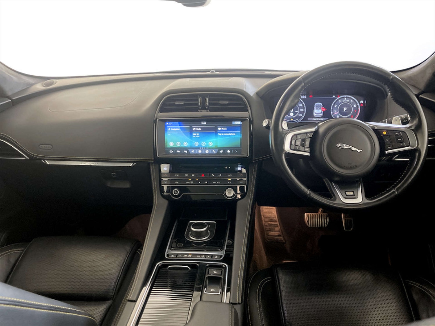 Used Jaguar F-Pace 2019 for sale - 77259137: Photo 3