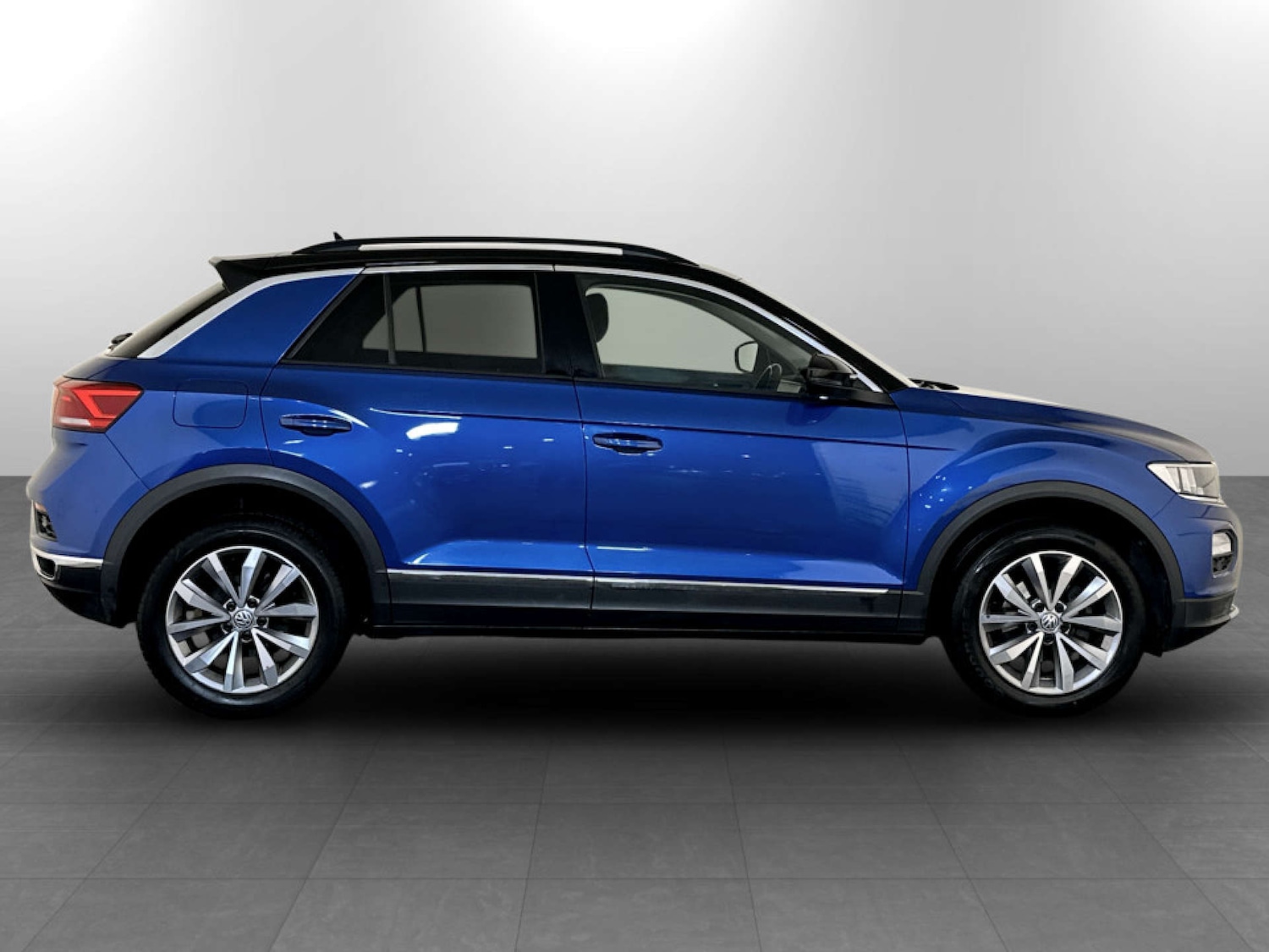 Used Volkswagen T-Roc 2019 for sale - 77434635: Photo 11
