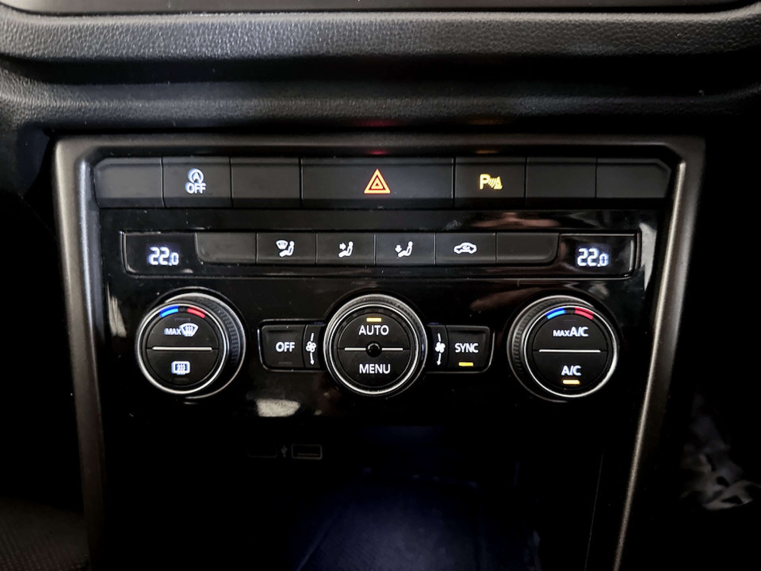 Used Volkswagen T-Roc 2019 for sale - 77434635: Photo 25