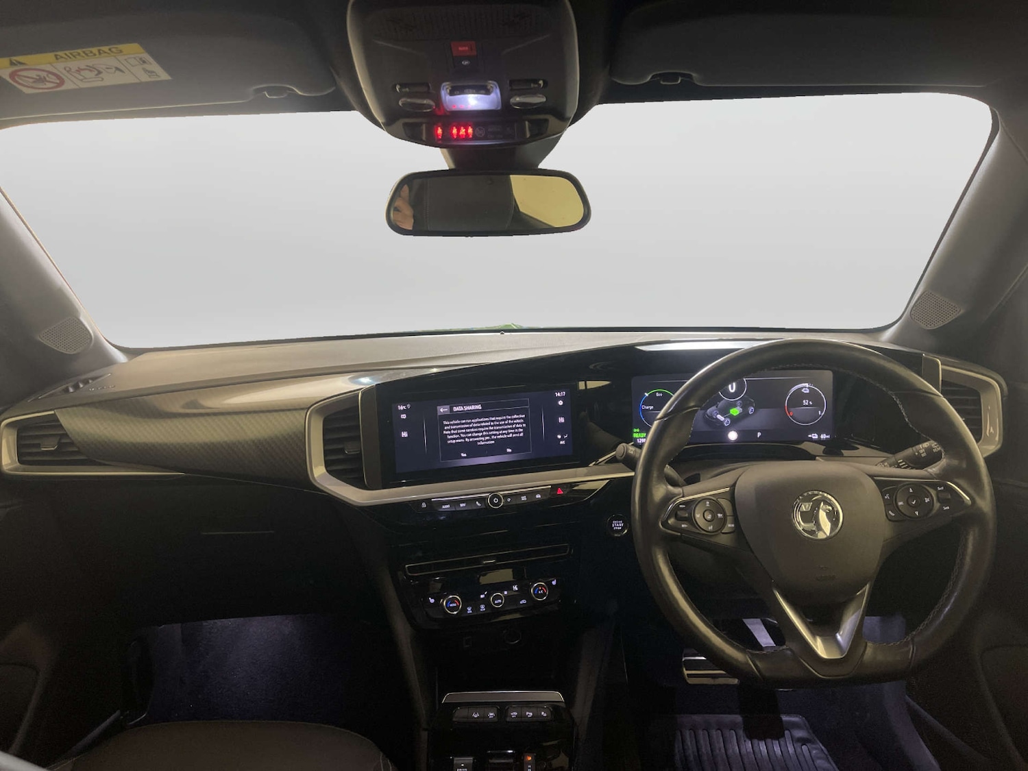 Used Vauxhall Mokka Electric 2023 for sale - 77934010: Photo 3