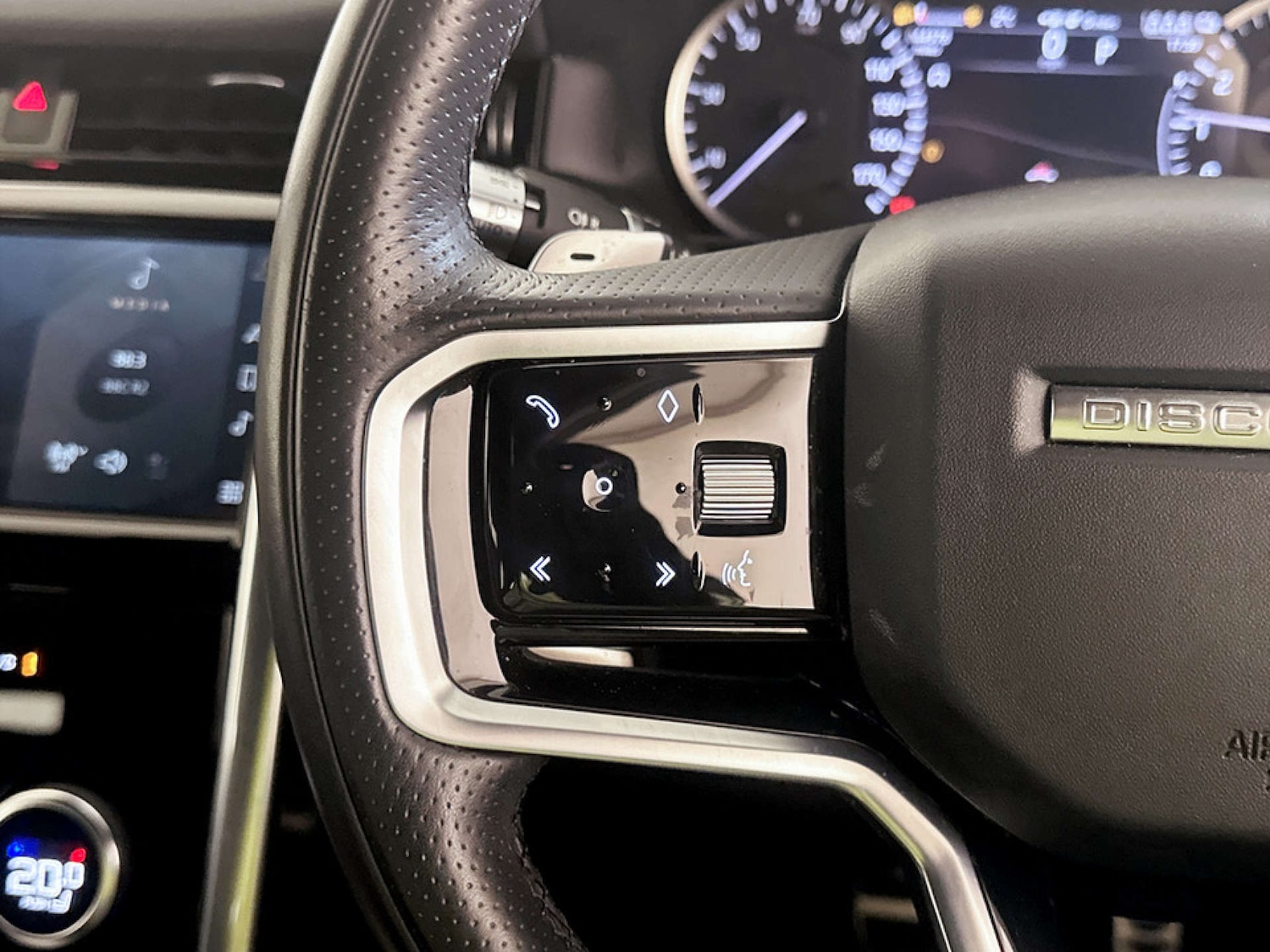 Used Land Rover Discovery Sport 2021 for sale - 77185998: Photo 17