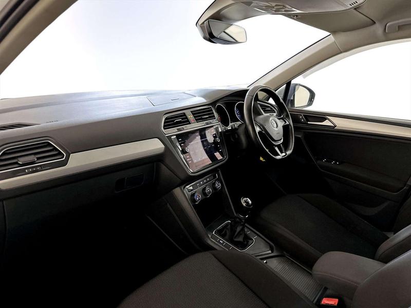 Used Volkswagen Tiguan 2018 for sale - 77071602: Photo 12