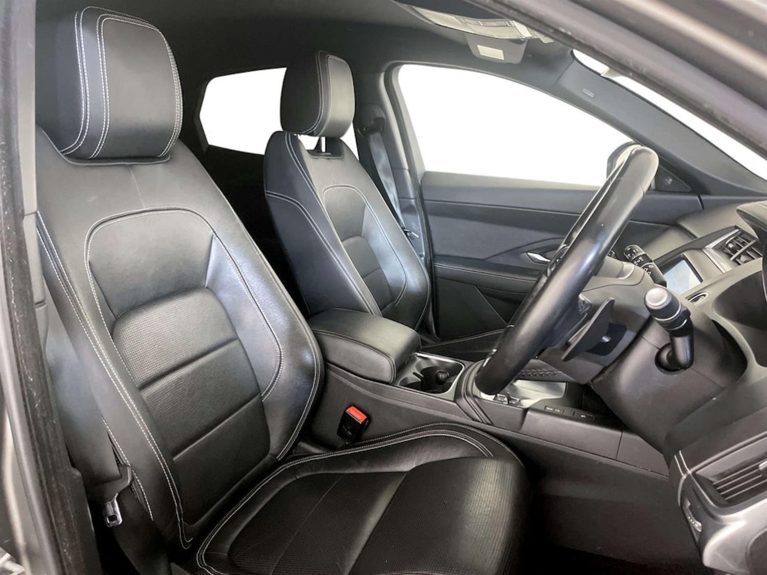 Used Jaguar E-Pace 2018 for sale - 77185861: Photo 13