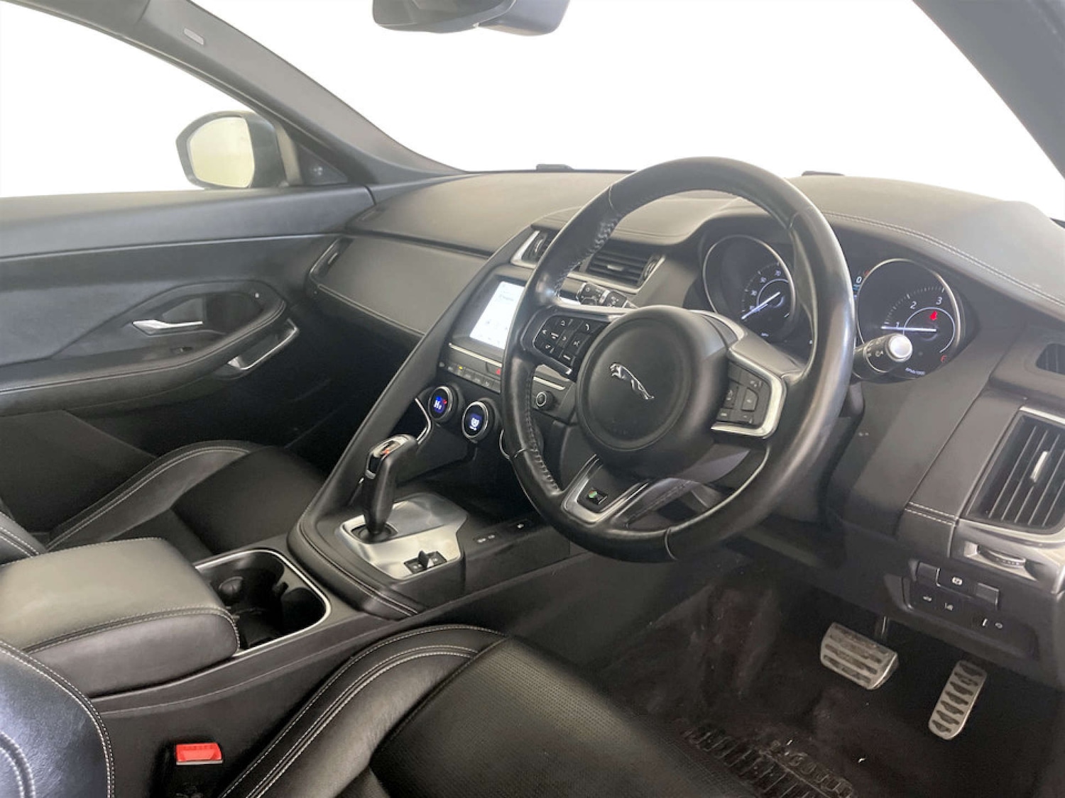 Used Jaguar E-Pace 2018 for sale - 77185861: Photo 16