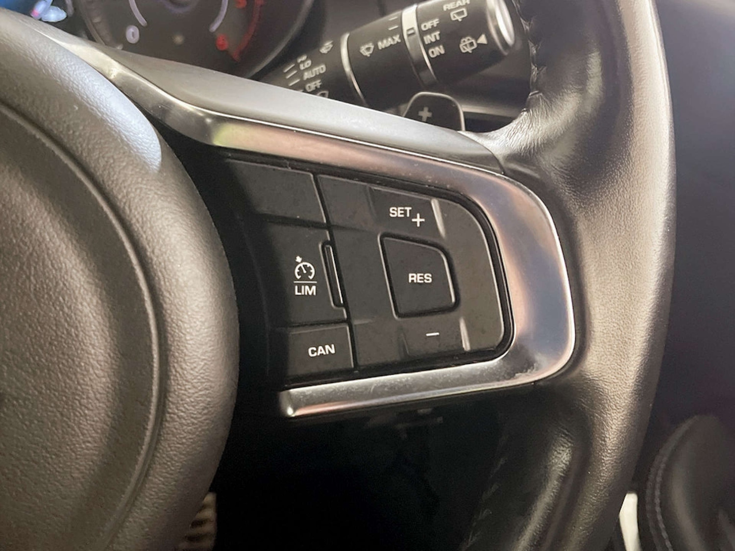 Used Jaguar E-Pace 2018 for sale - 77185861: Photo 20