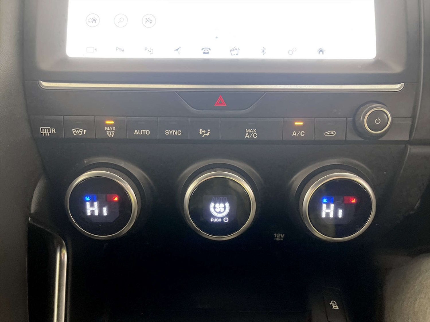 Used Jaguar E-Pace 2018 for sale - 77185861: Photo 25