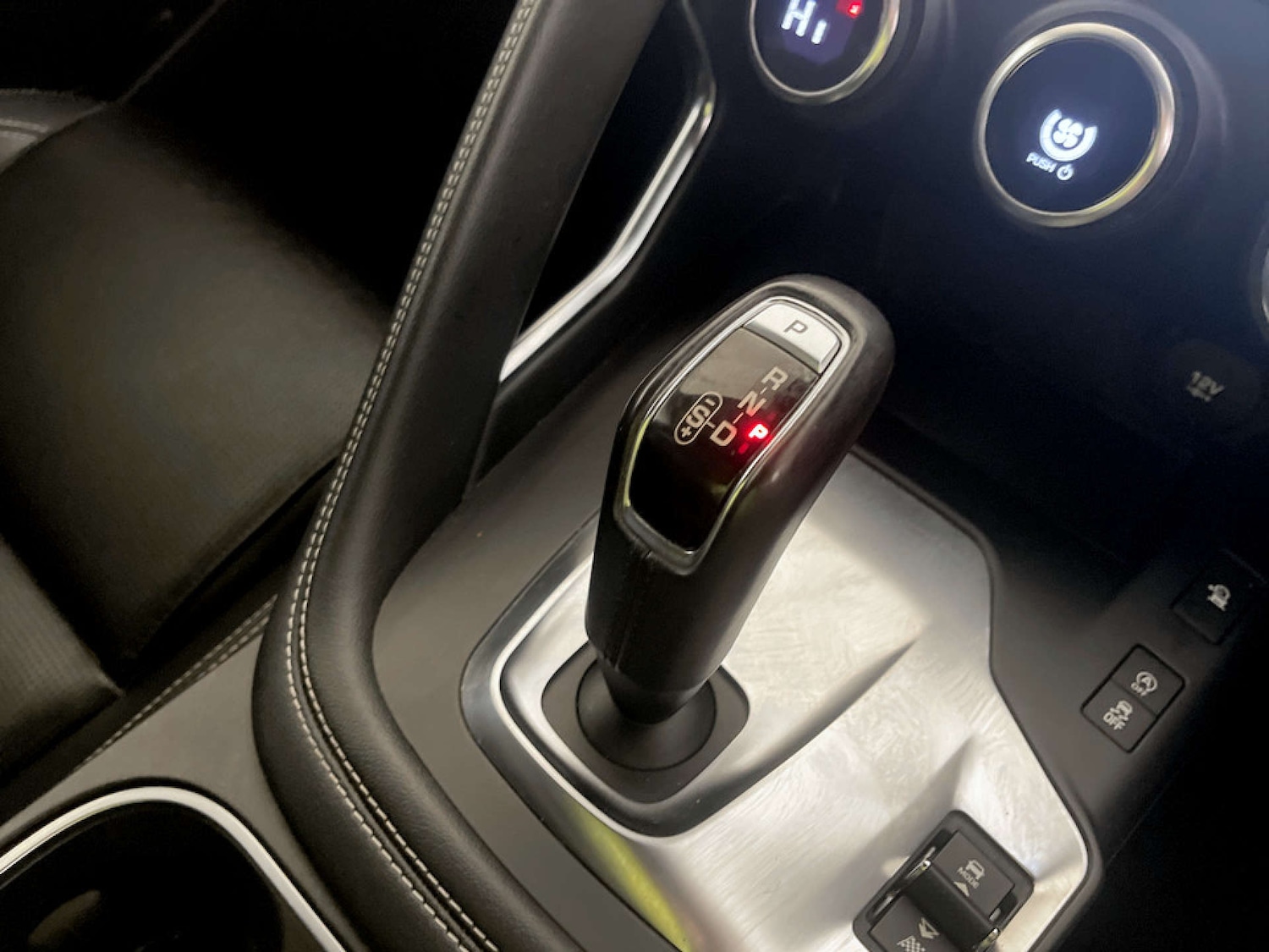 Used Jaguar E-Pace 2018 for sale - 77185861: Photo 26