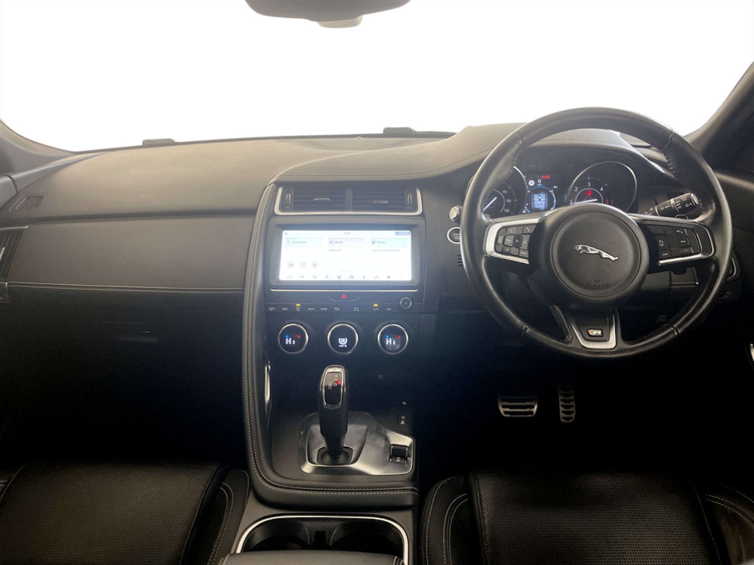 Used Jaguar E-Pace 2018 for sale - 77185861: Photo 3