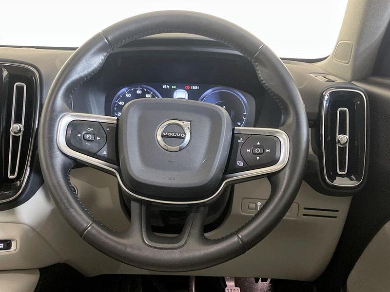 Used Volvo XC40 2020 for sale - 76563101: Photo 16