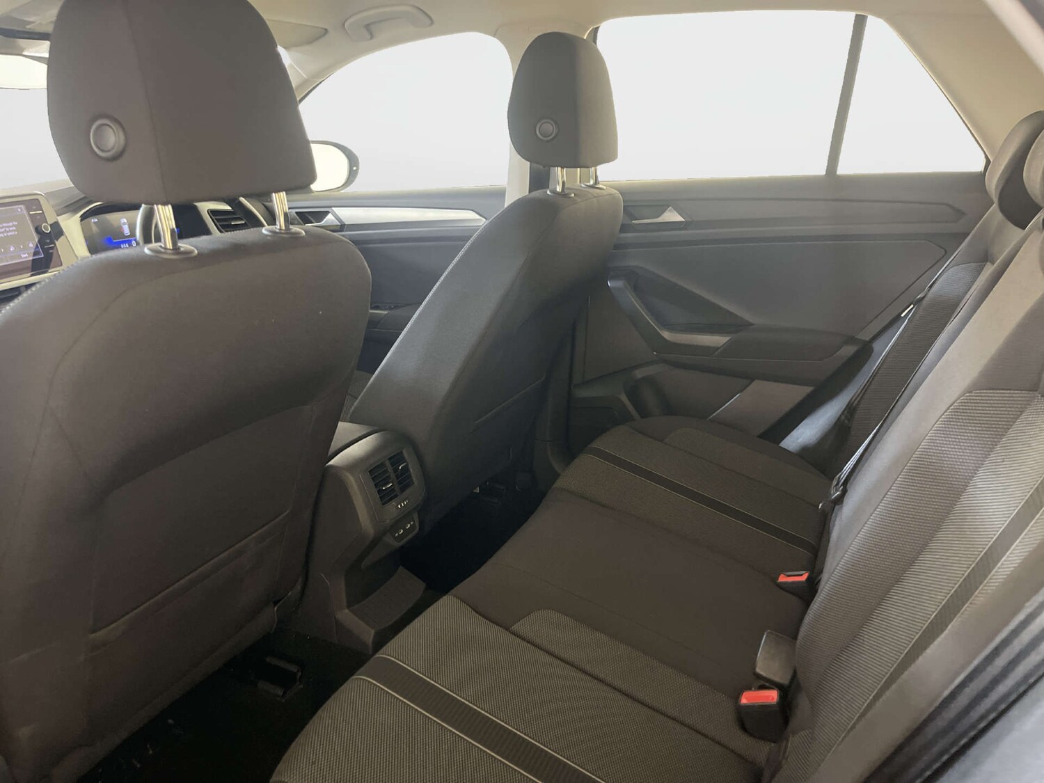 Used Volkswagen T-Roc 2023 for sale - 78122944: Photo 14