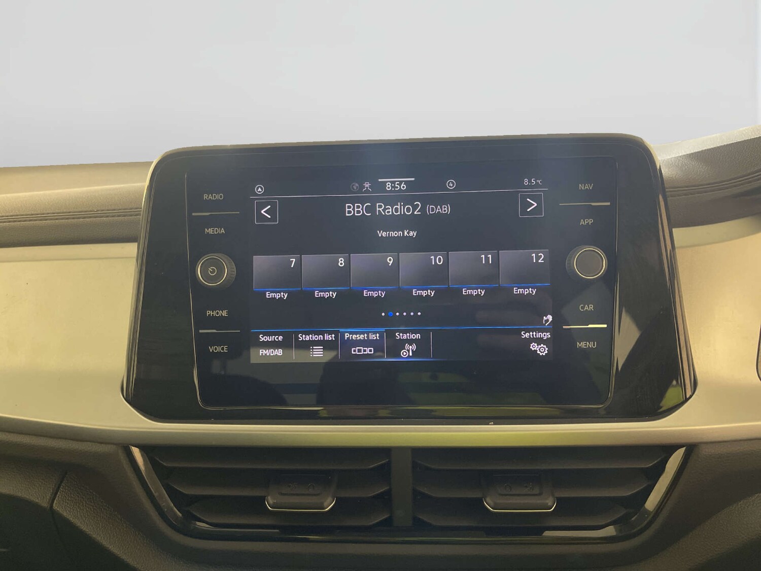 Used Volkswagen T-Roc 2023 for sale - 78122944: Photo 22