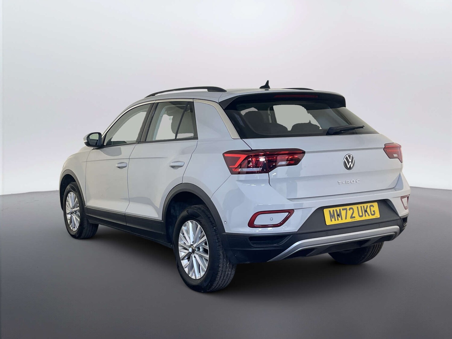 Used Volkswagen T-Roc 2023 for sale - 78122944: Photo 8