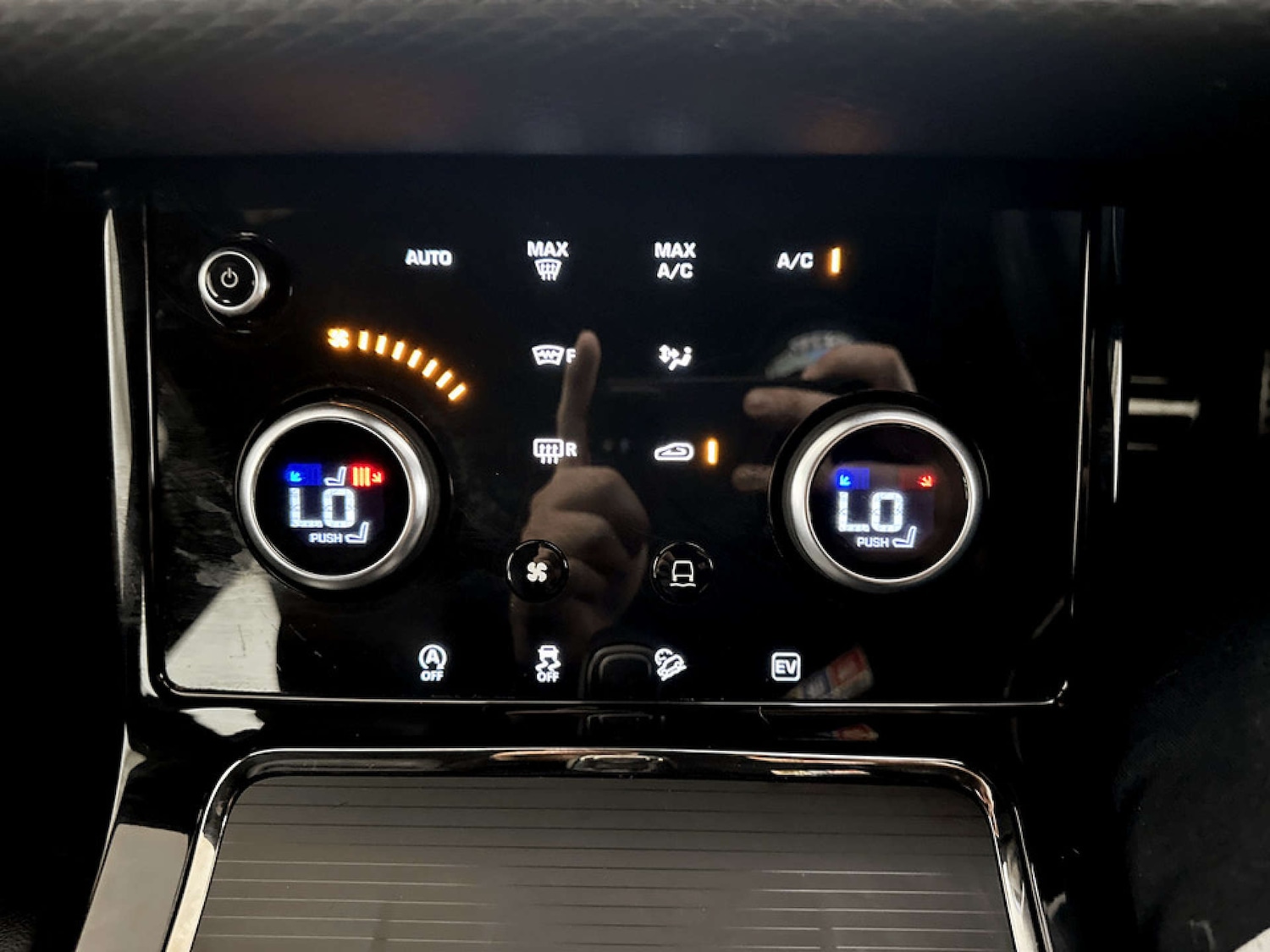 Used Land Rover Range Rover Evoque 2022 for sale - 77734950: Photo 24