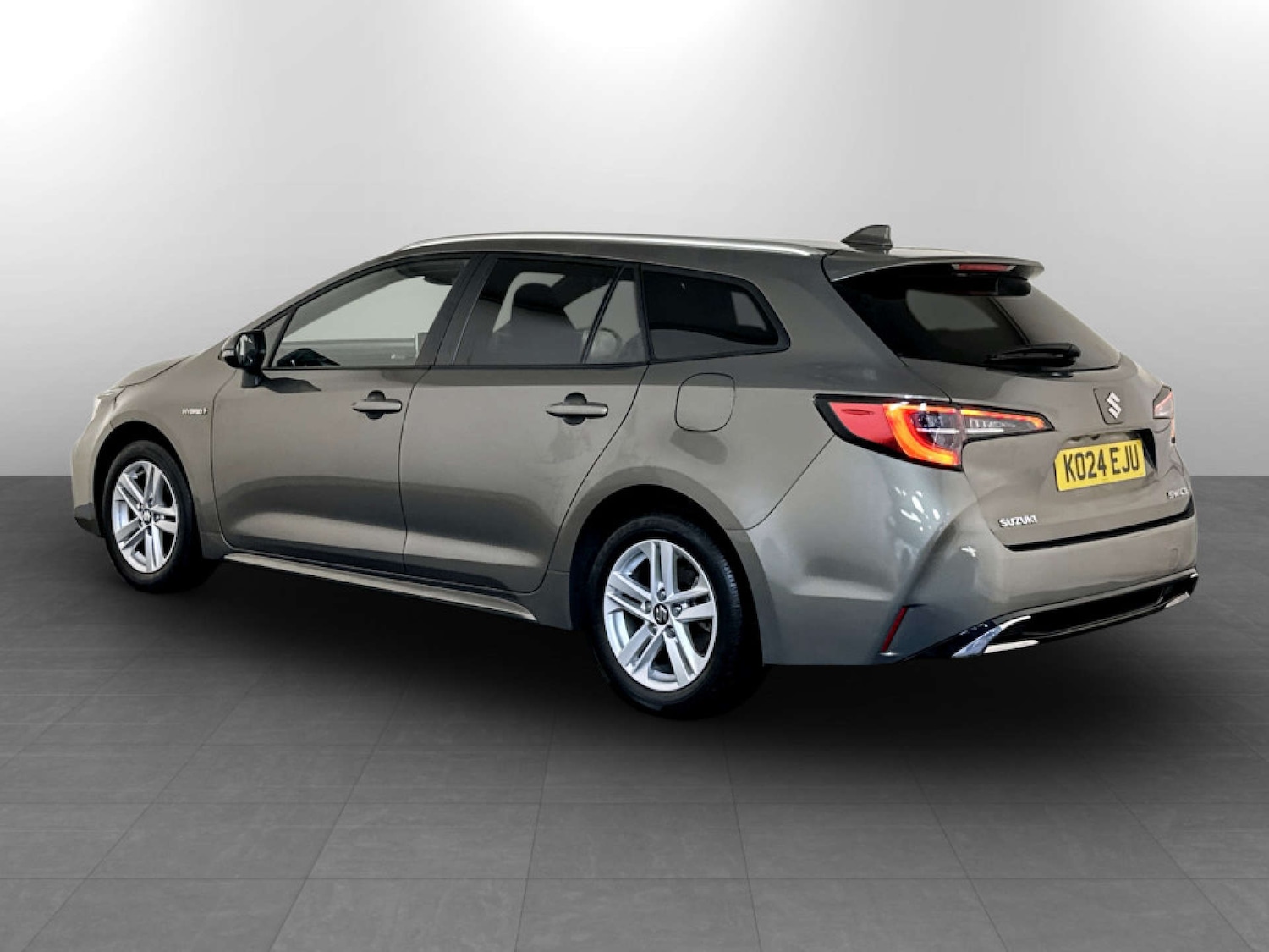 Used Suzuki Swace 2024 for sale - 77249311: Photo 8