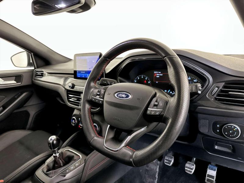 Used Ford Focus 2019 for sale - 76960887: Photo 16