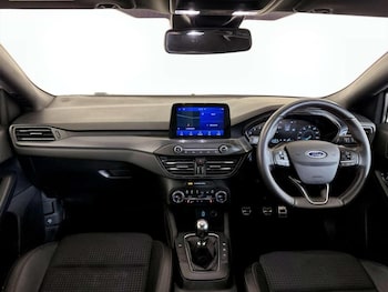 Used Ford Focus 2019 for sale - 76960887: Photo