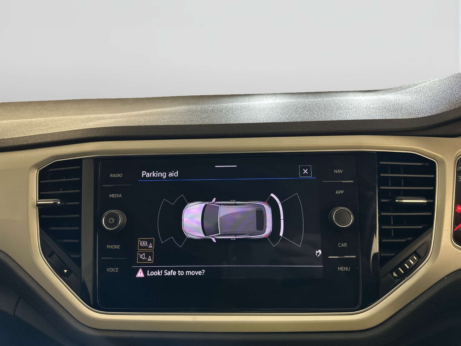 Used Volkswagen T-Roc 2020 for sale - 77900947: Photo 21