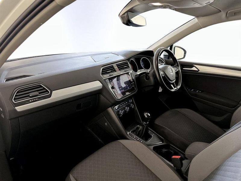 Used Volkswagen Tiguan 2019 for sale - 76723027: Photo 12