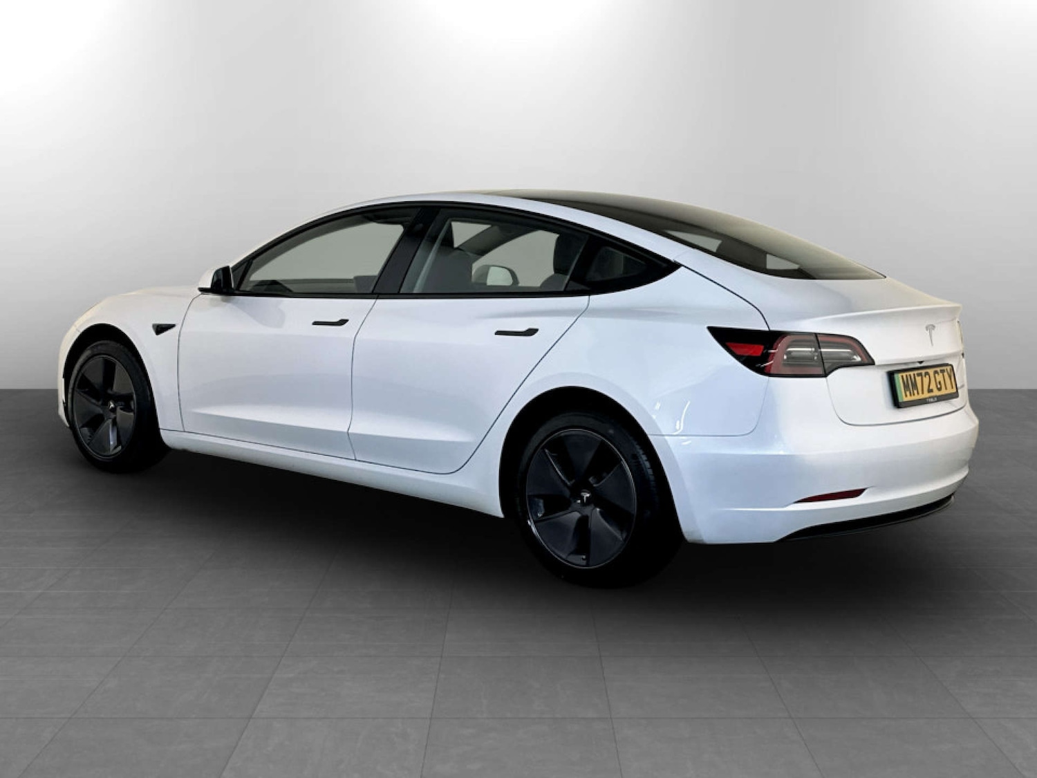 Used Tesla Model 3 2022 for sale - 77336990: Photo 8