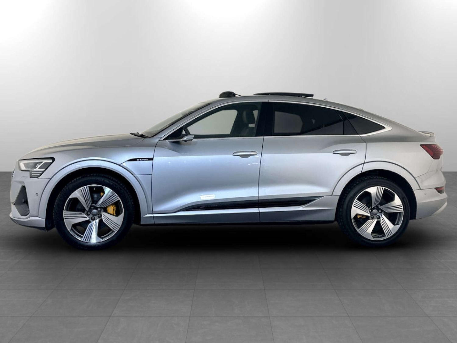 Used Audi e-tron 2020 for sale - 77745526: Photo 7