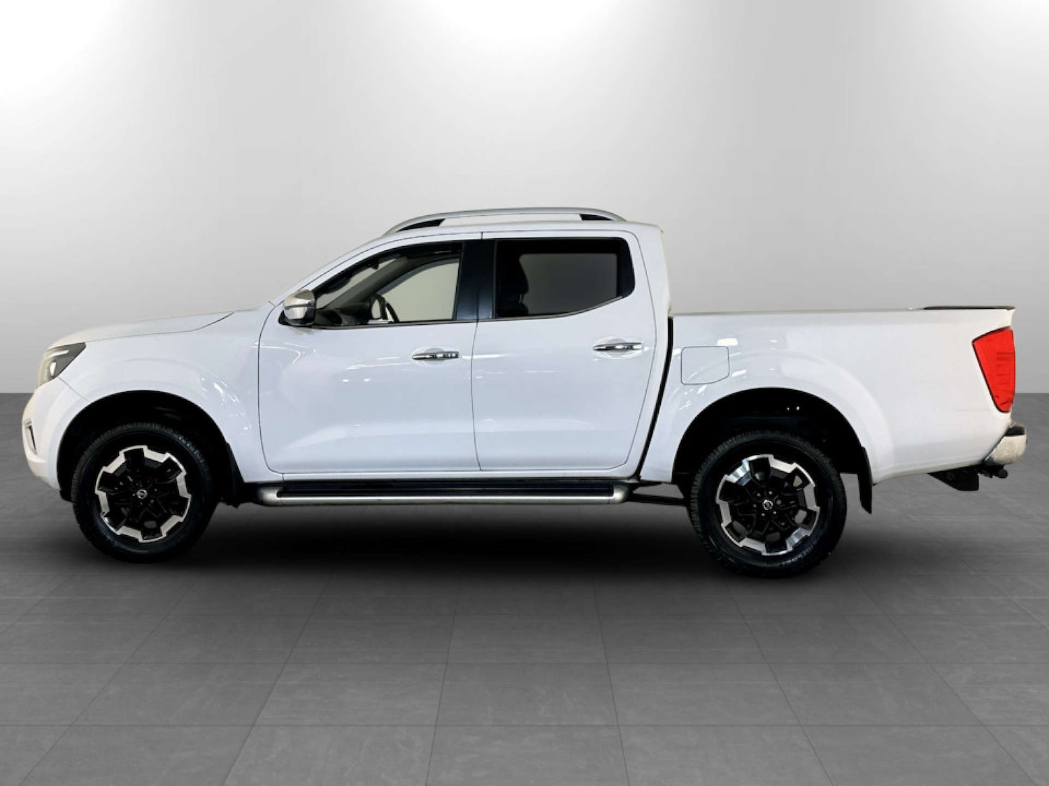 Used Nissan Navara 2021 for sale - 77185856: Photo 7