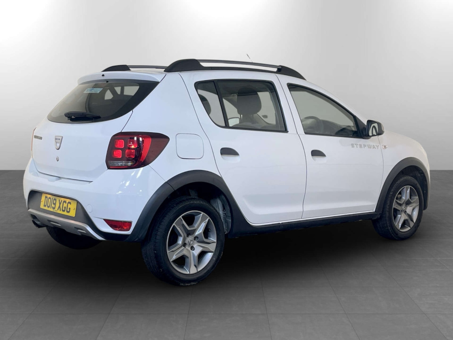 Used Dacia Sandero Stepway 2019 for sale - 77535166: Photo 10