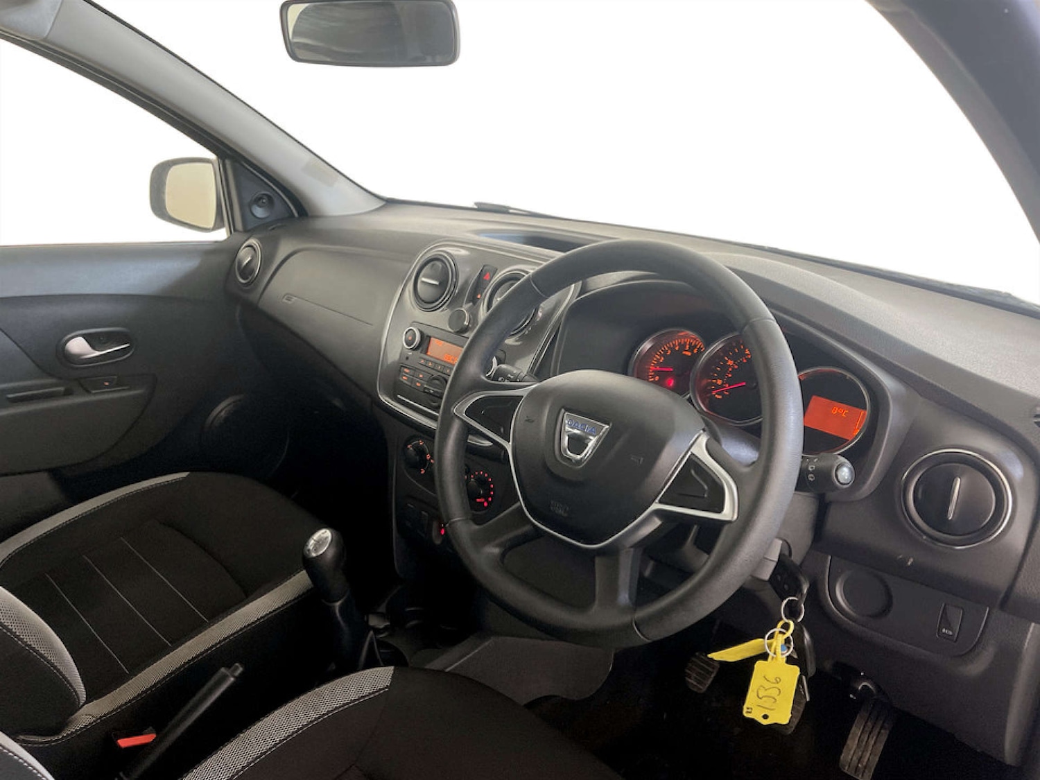 Used Dacia Sandero Stepway 2019 for sale - 77535166: Photo 15