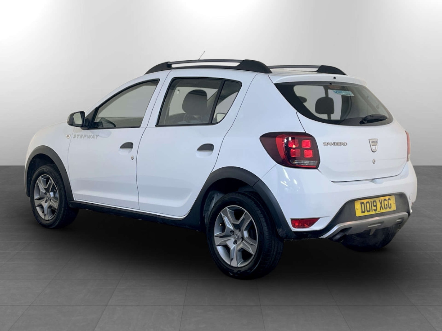 Used Dacia Sandero Stepway 2019 for sale - 77535166: Photo 8