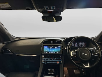 Used Jaguar F-Pace 2020 for sale - 78297112: Photo