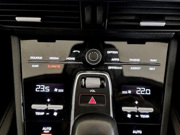Used Porsche Cayenne 2021 for sale - 75712735: Photo 30