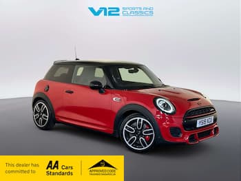 Used MINI Hatch 2019 for sale - 79775409: Photo