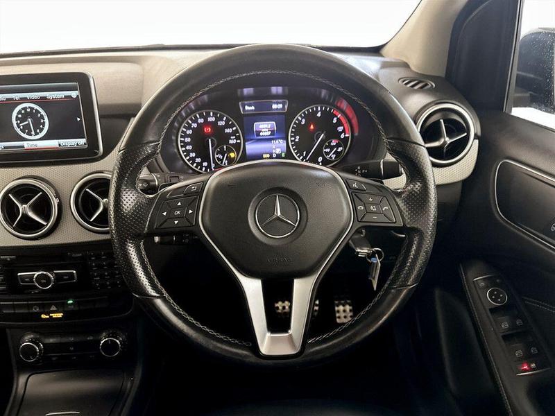 Used Mercedes-Benz B Class 2014 for sale - 76402077: Photo 16