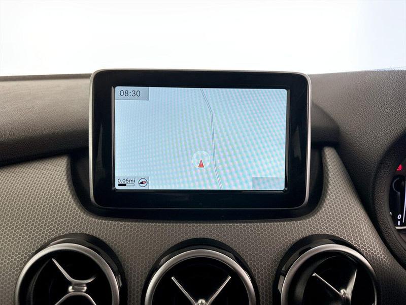 Used Mercedes-Benz B Class 2014 for sale - 76402077: Photo 21